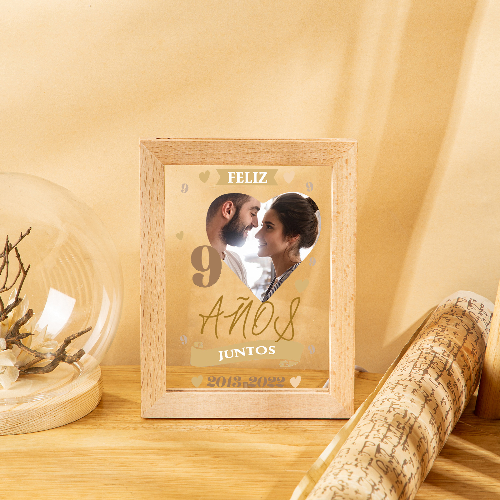 Marco con lámpara aniversario de 1 foto de madera para pareja 1 texto y número personalizados-Jessemade ES