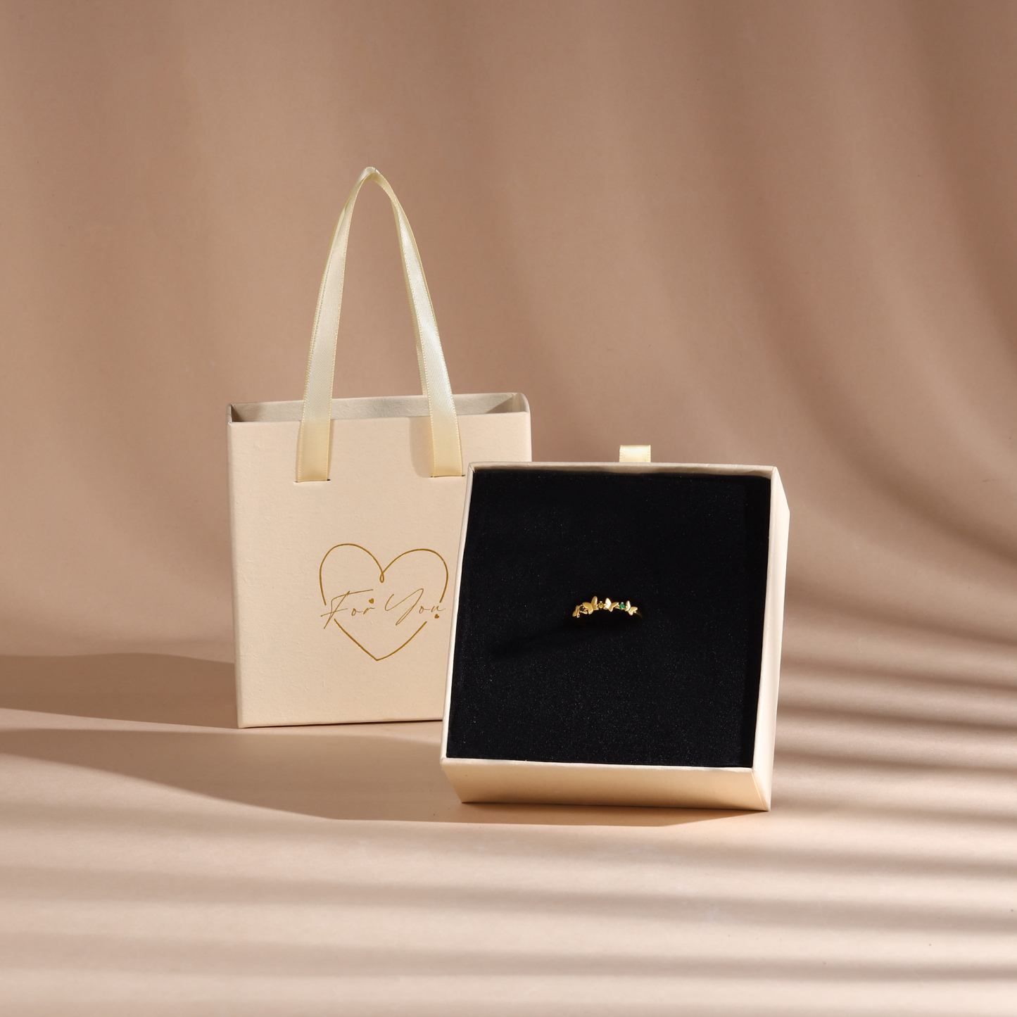 Anillo de mariposa personalizado con 3 piedras de nacimiento anillo familia-Jessemade ES