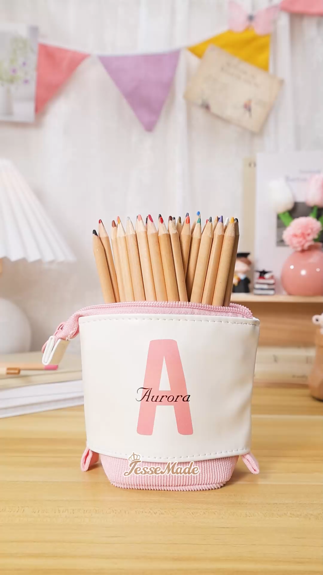 Estuche personalizado con nombre y letra para niños