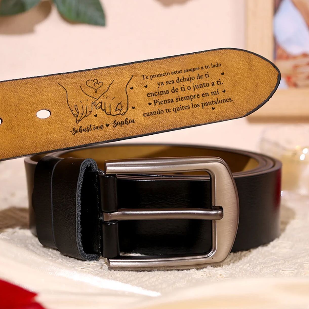 Cinturón de cuero personalizado para hombre con mensaje nombres