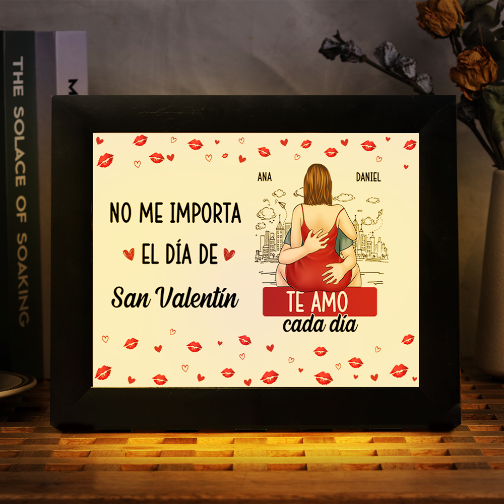 Marco luminoso LED personalizado para pareja – «TE AMO cada día»