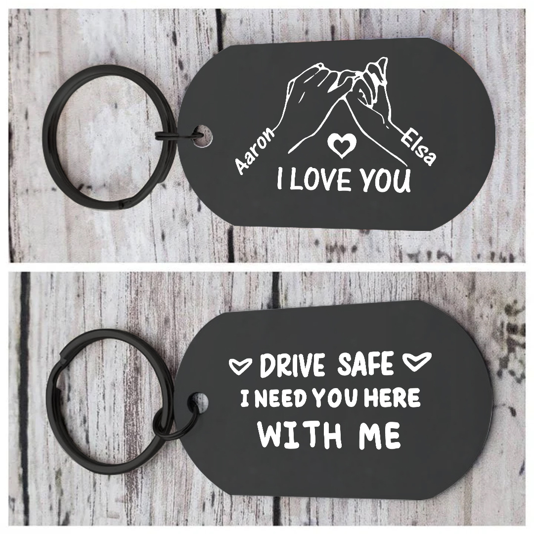 Llavero grabado con dos nombres de pila, "Conduce con cuidado", para parejas | Jessemade