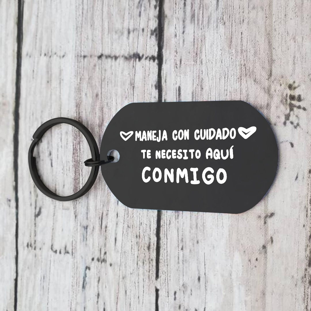 Llavero personalizable de pareja negra: Conduce con cuidado