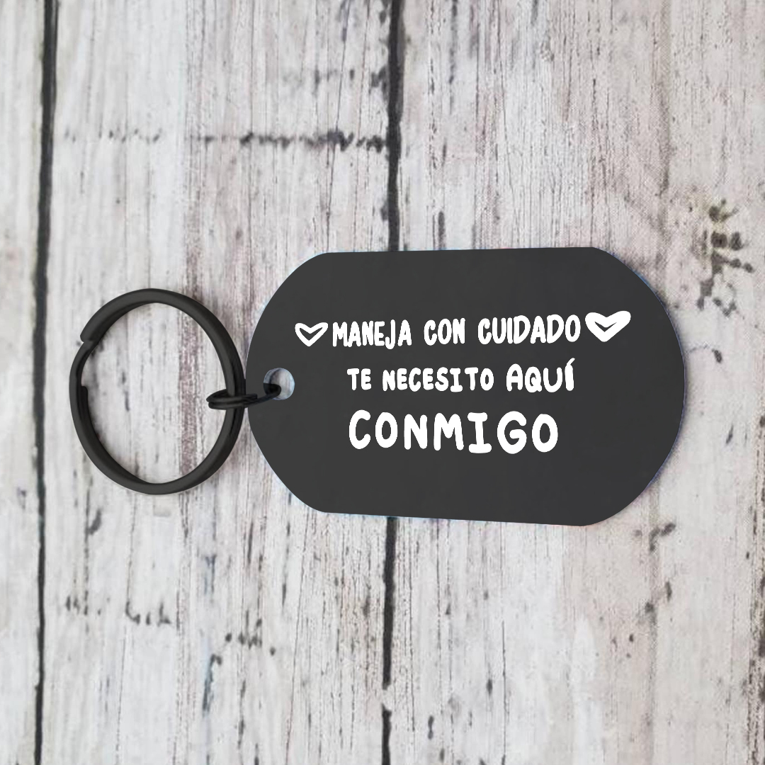 Llavero personalizable de pareja negra: Conduce con cuidado