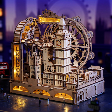 ROKR Marble Travel London EGB01 marble run with illuminated London skyline details