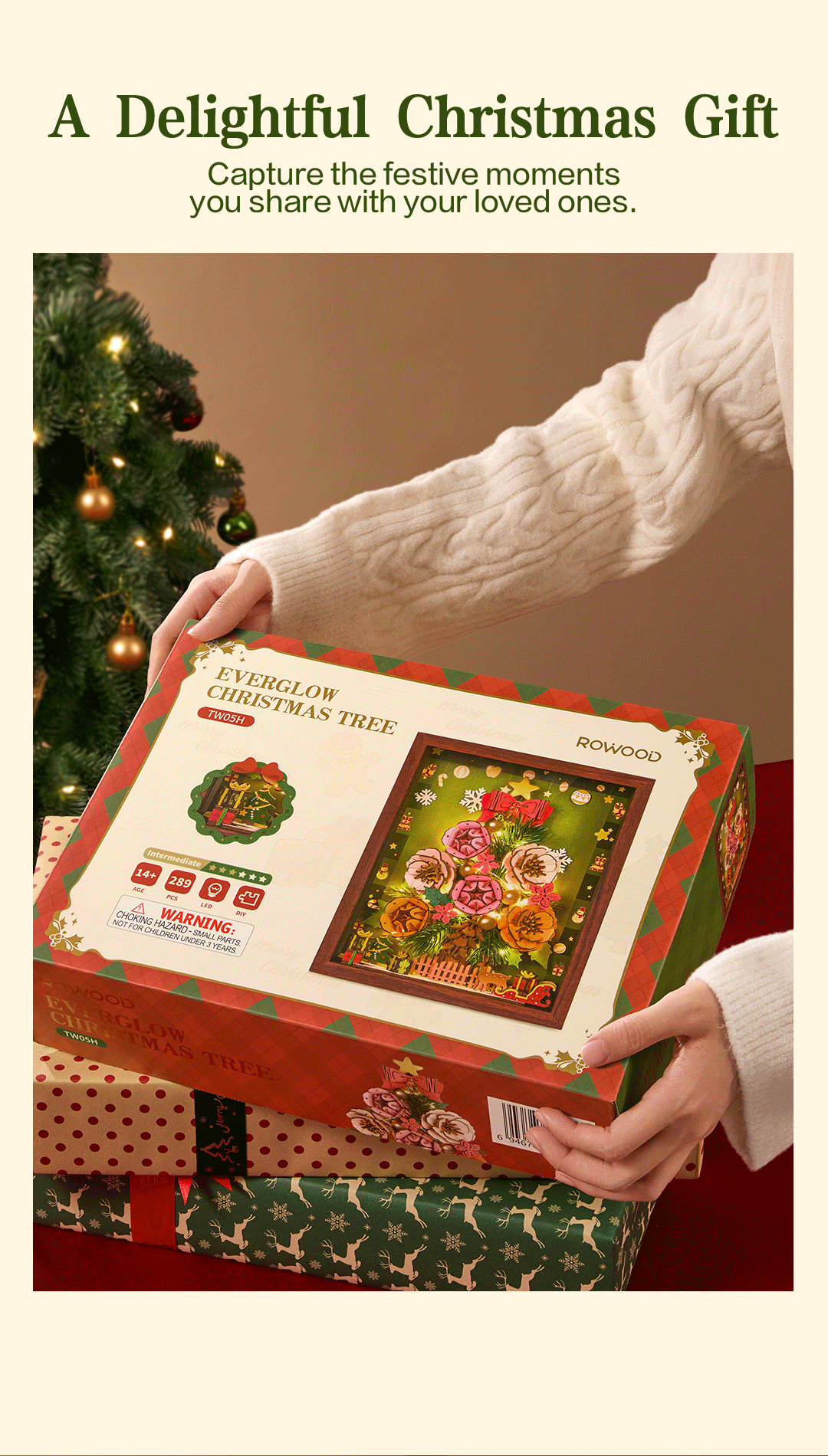 Rowood Everglow Christmas Tree TW05H gift box with finished display pictured