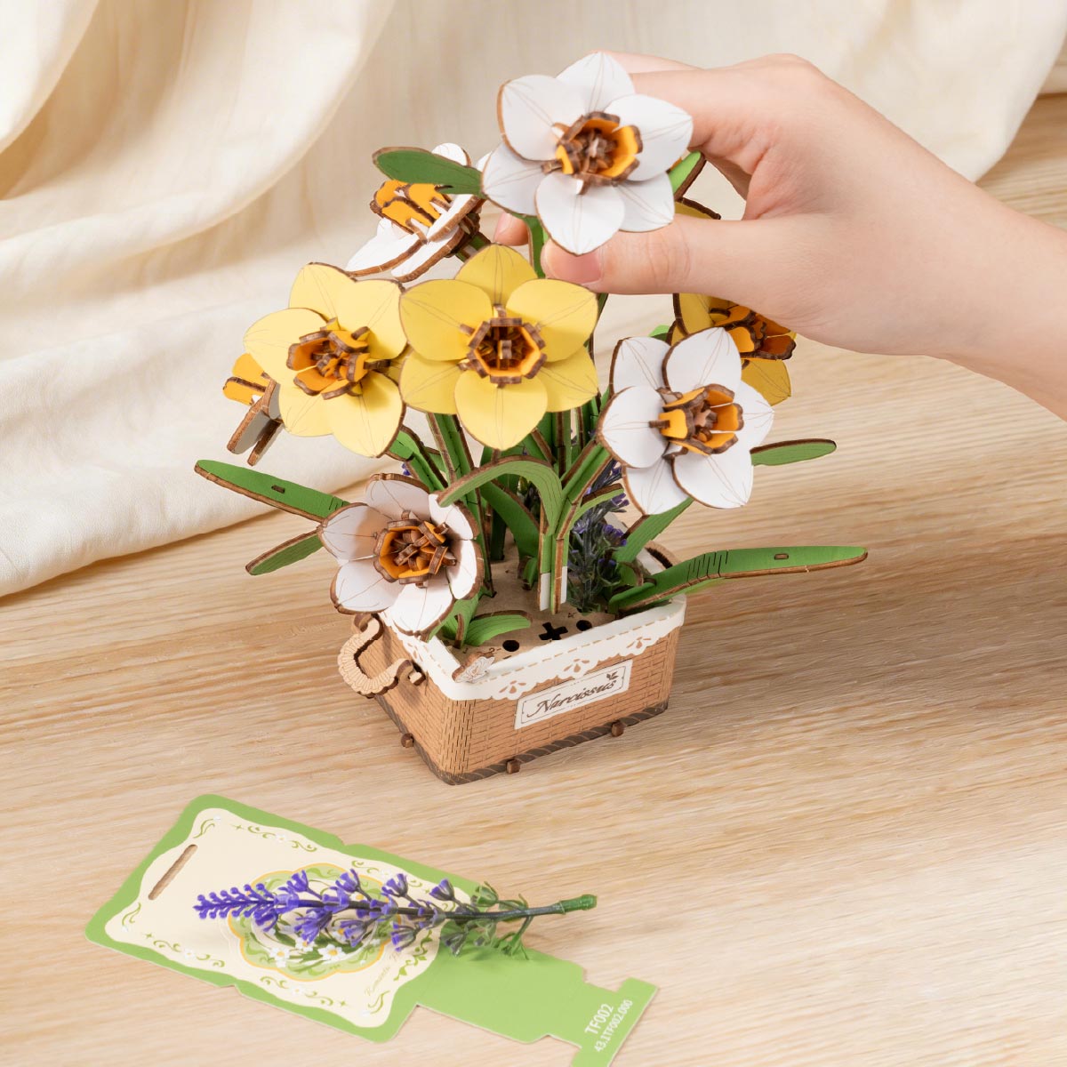 Rowood Narcissus TF002 - DIY Wooden Flower Bouquet Kit – ROKR