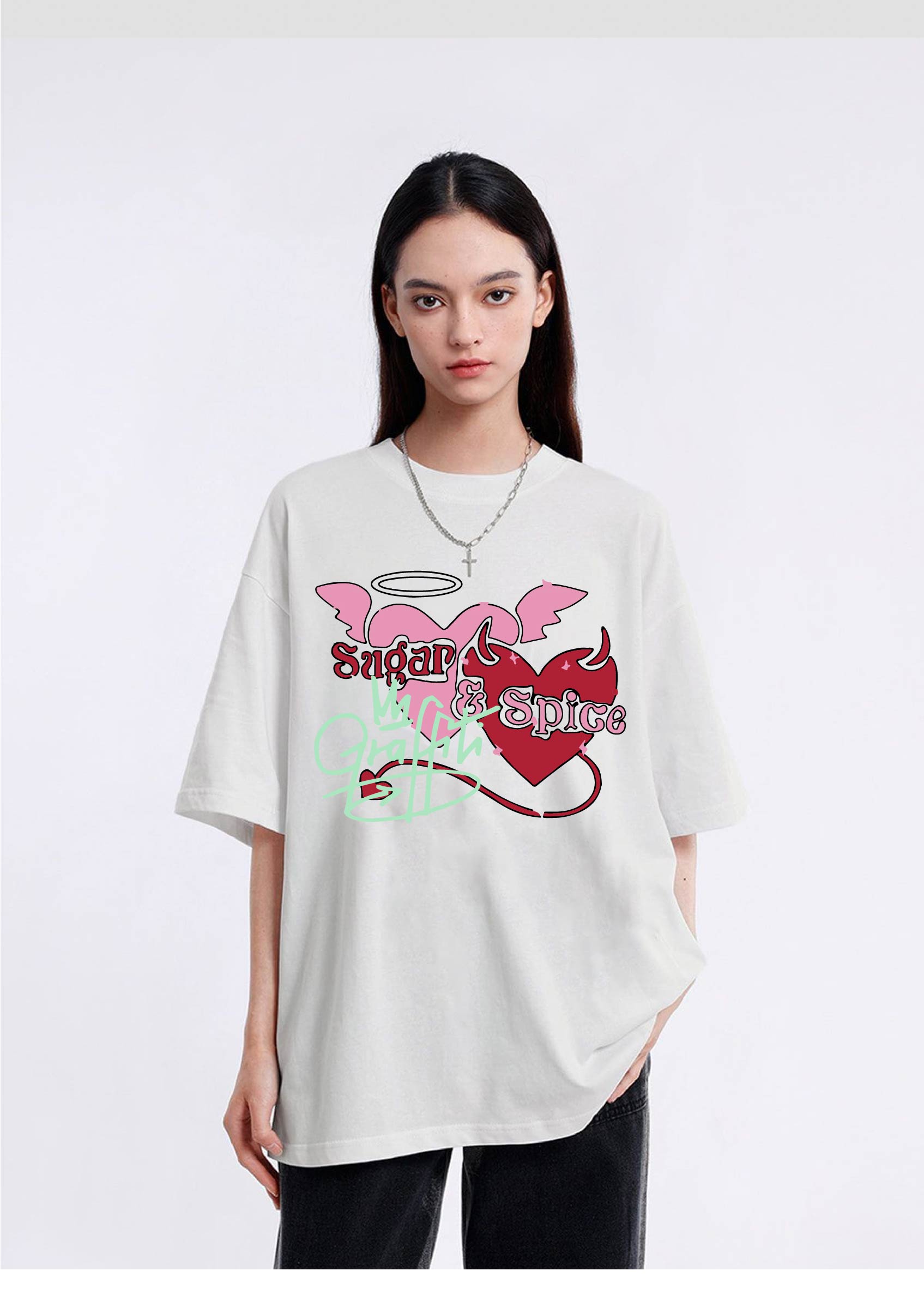 Women's heart-shaped printed T-shirt