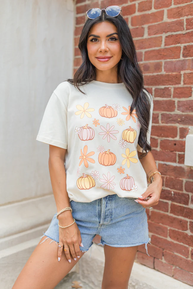 Pumpkin Daisy Oversized Graphic Tee