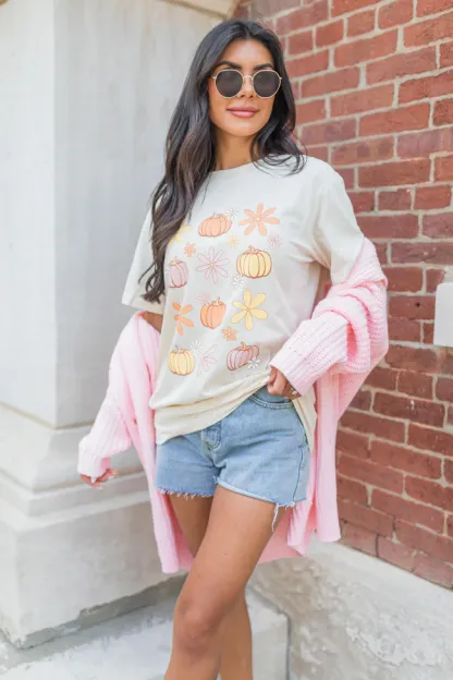 Pumpkin Daisy Oversized Graphic Tee