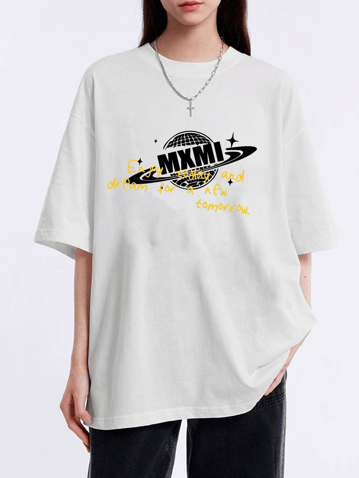 Women's Earth Pattern Printed Shoulder Down T-shirt