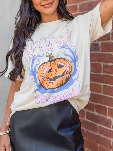 Spooky Vibes Graphic Oversized Tee