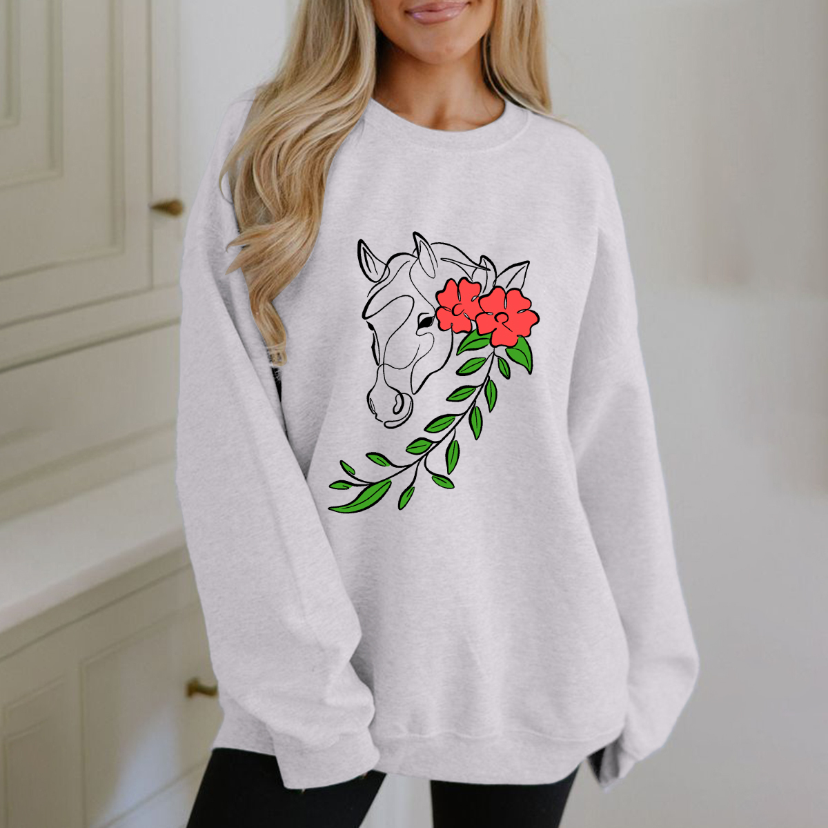 The Horse'S Head Is Decorated With Red Flowers And Green Branches And Leaves, Casual Sports Shirts And Round Neck Sweatshirts.