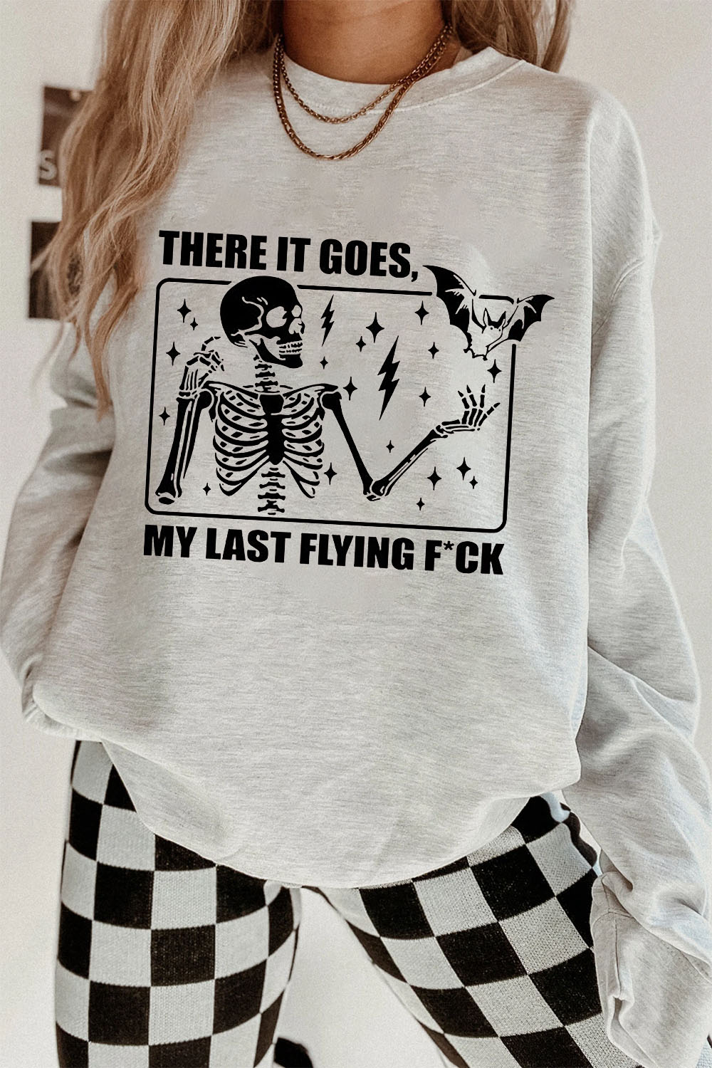 There it goes my last flying f*ck Skeleton Halloween Sweatshirt