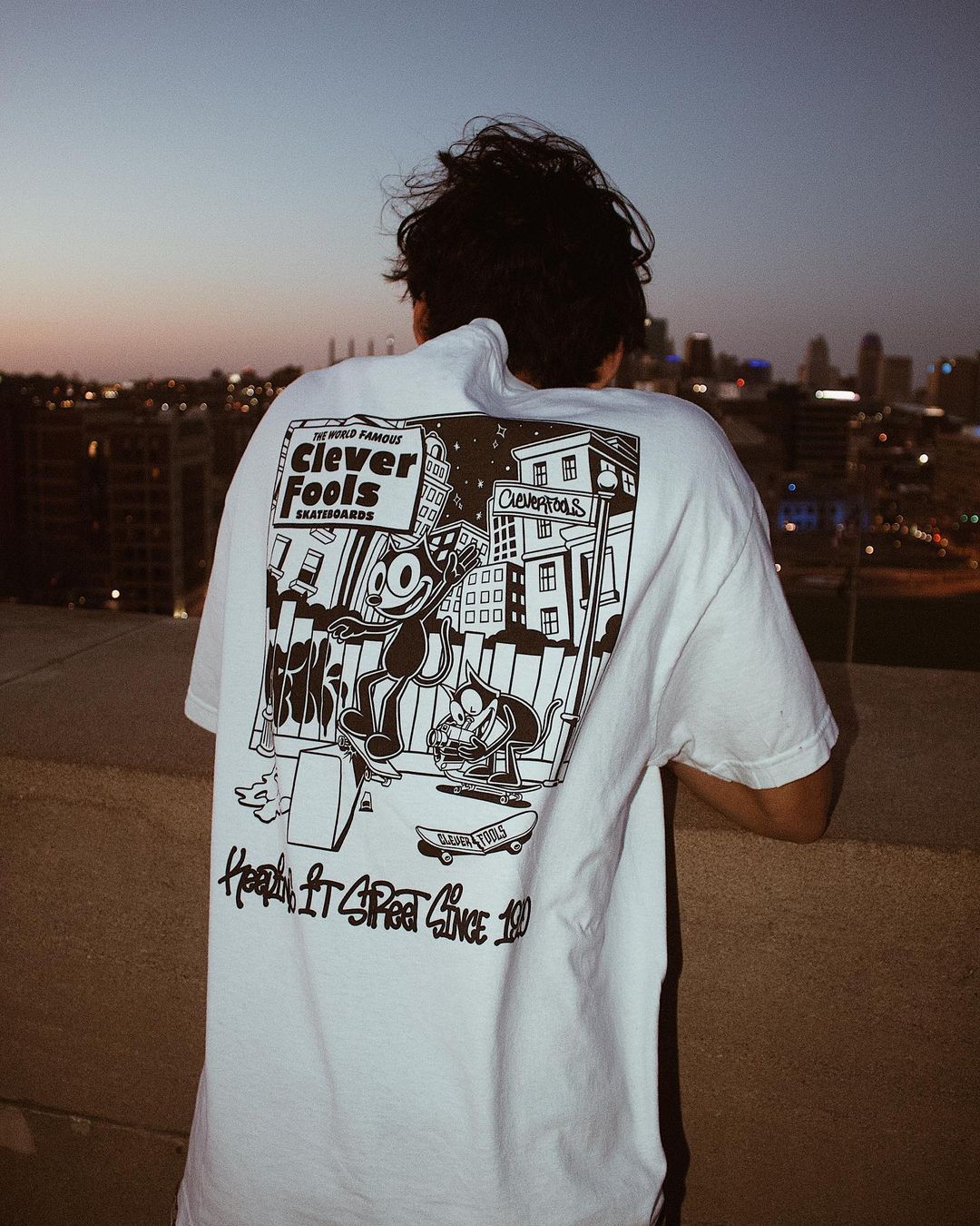 90's Skate Street  T-SHIRT