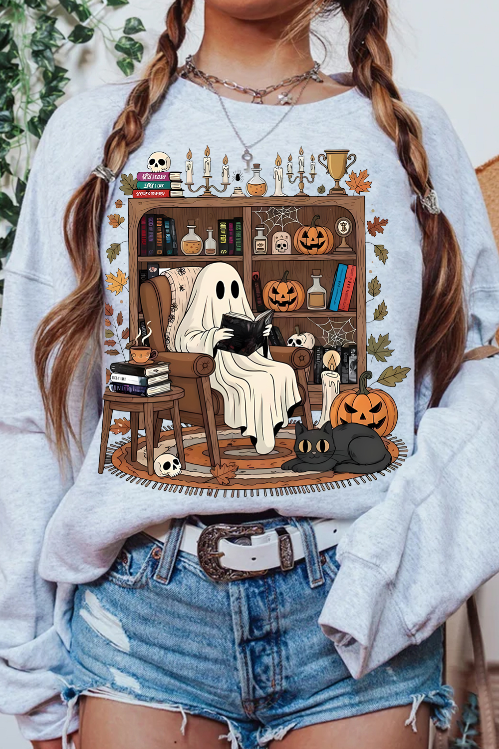 Cozy Ghost Reading T-Shirt: Halloween Library Bookshelf Sweatshirt