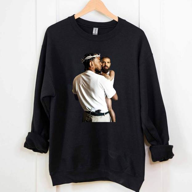 Kendrick Lamar Holding Baby Drake Unisex Sweatshirts
