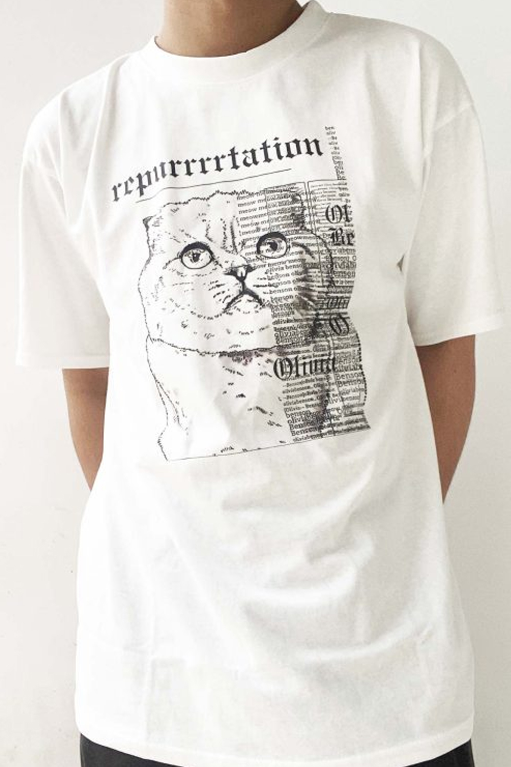 TS Meowww  T-Shirt