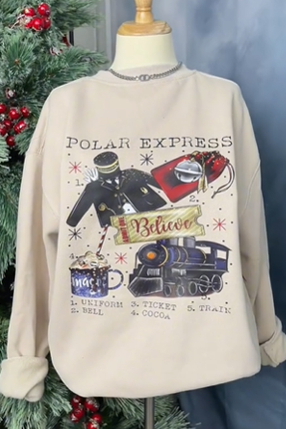 Christmas Train Printed Round Neck Women's Long Sleeve Sweatshirt