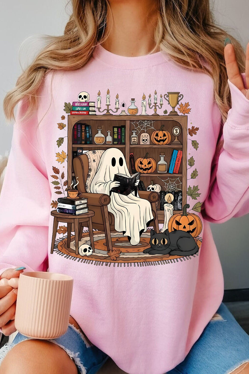 Cozy Ghost Reading T-Shirt: Halloween Library Bookshelf Sweatshirt