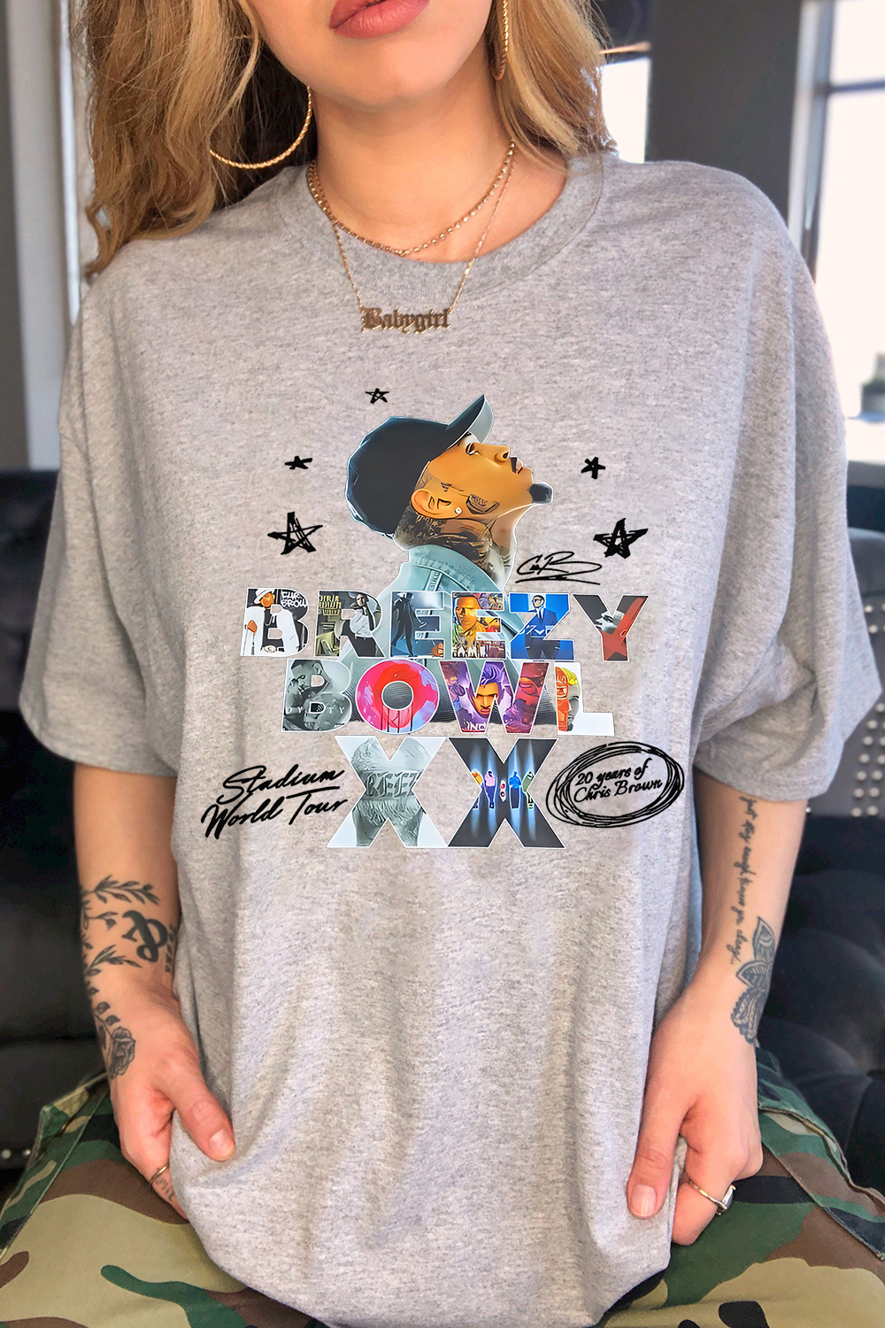Breezy  Chrisbrown Special in 20th Anniversary Women T-shirts