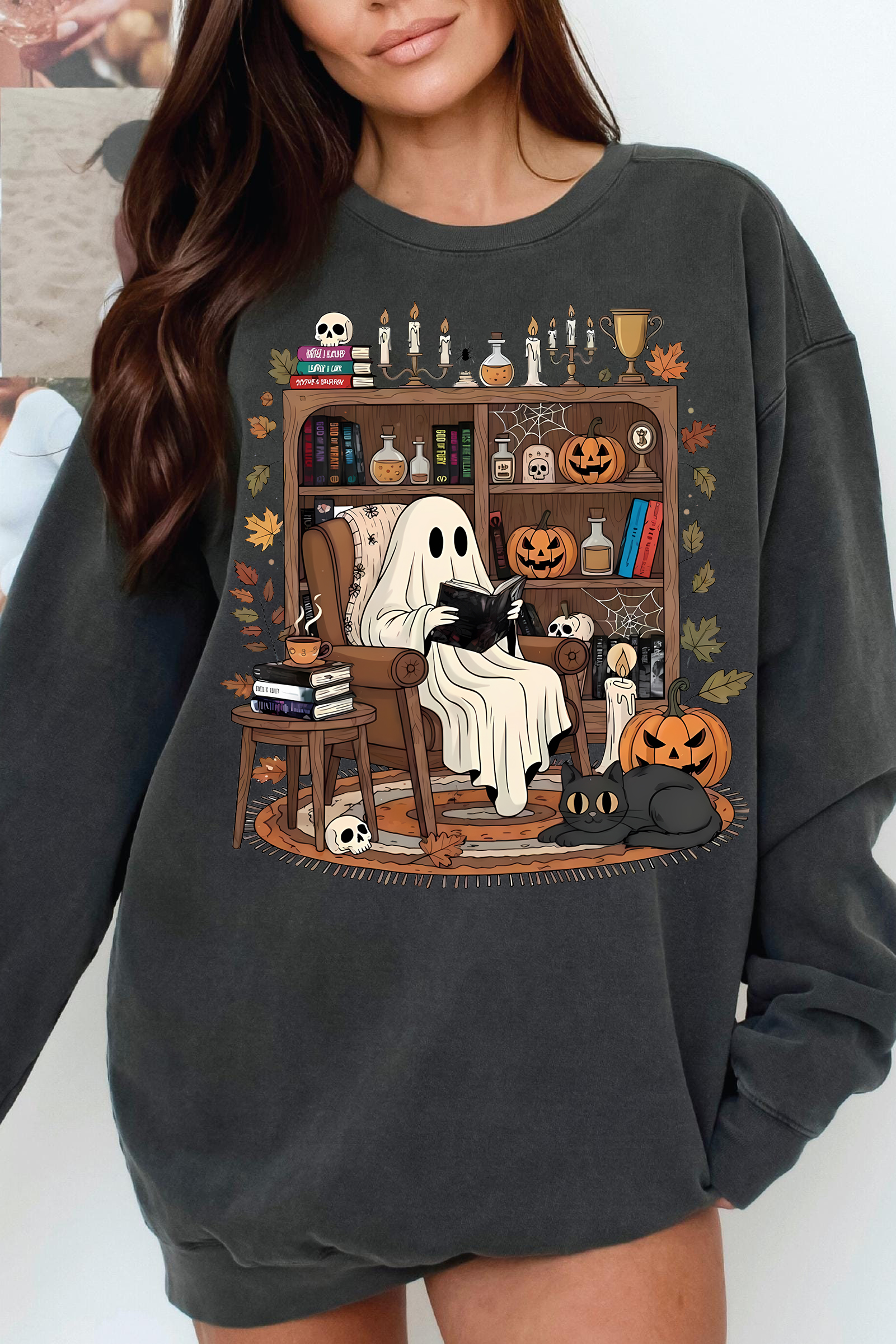 Cozy Ghost Reading T-Shirt: Halloween Library Bookshelf Sweatshirt