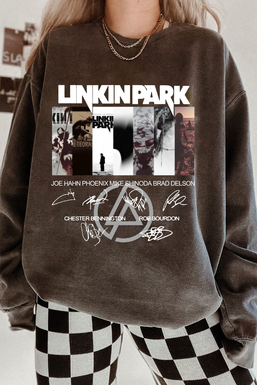 LP Logo Signatures Sweatshirt For Women