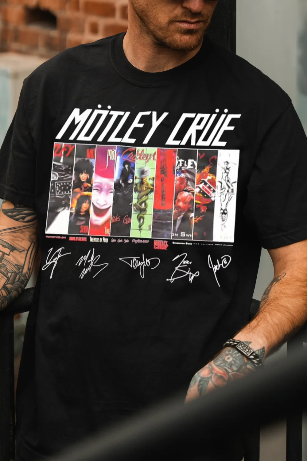 Mötley Crüe's Tee