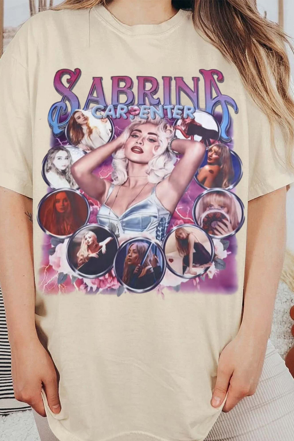 Sabrina Carpenter Short-Sleeved Round-Neck Tee