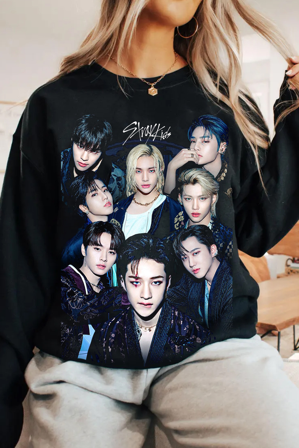 Stray Kids Retro Poster Crew Neck Sweatshirt
