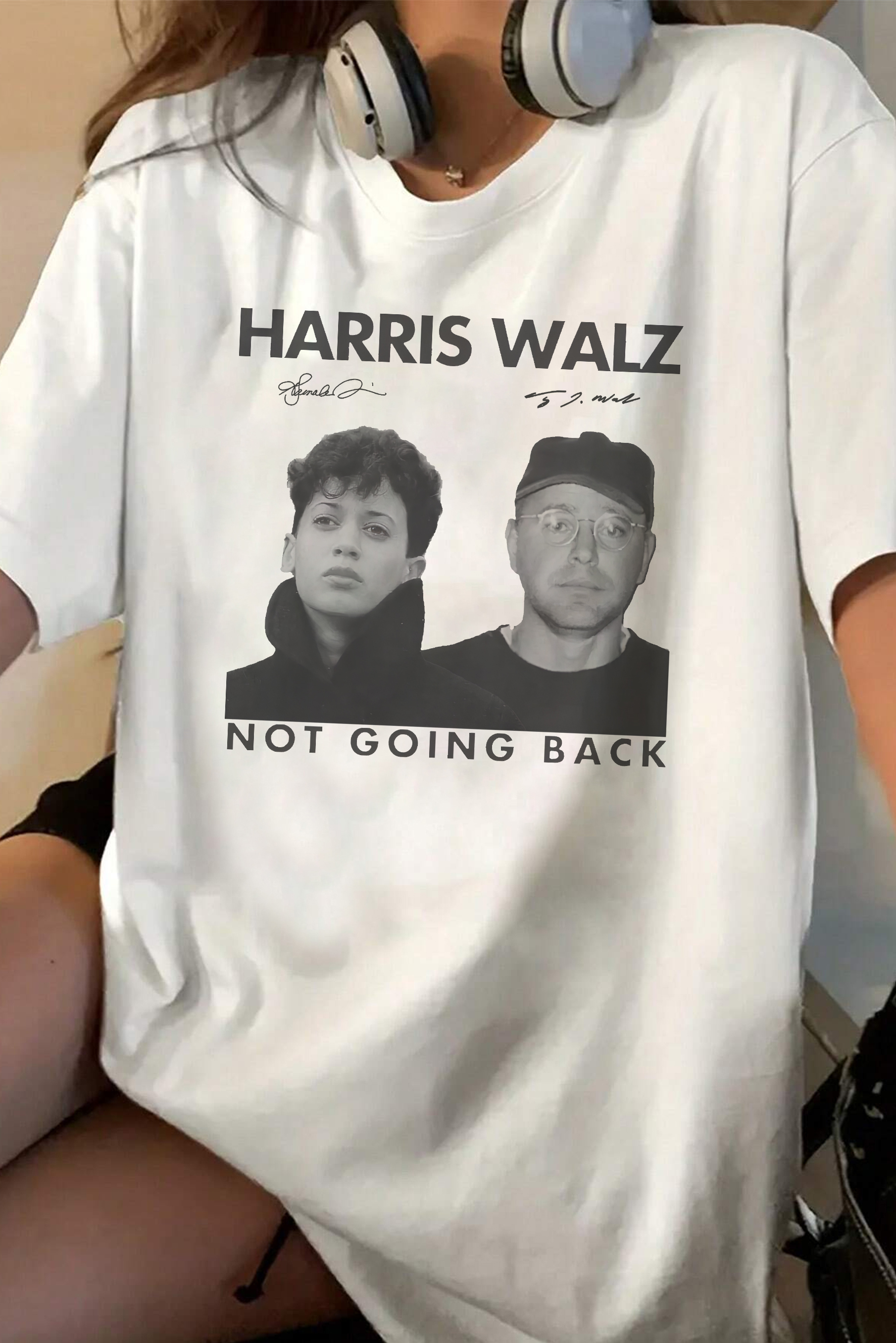  "Not Going Back" 80s Retro Photo Tee For Women