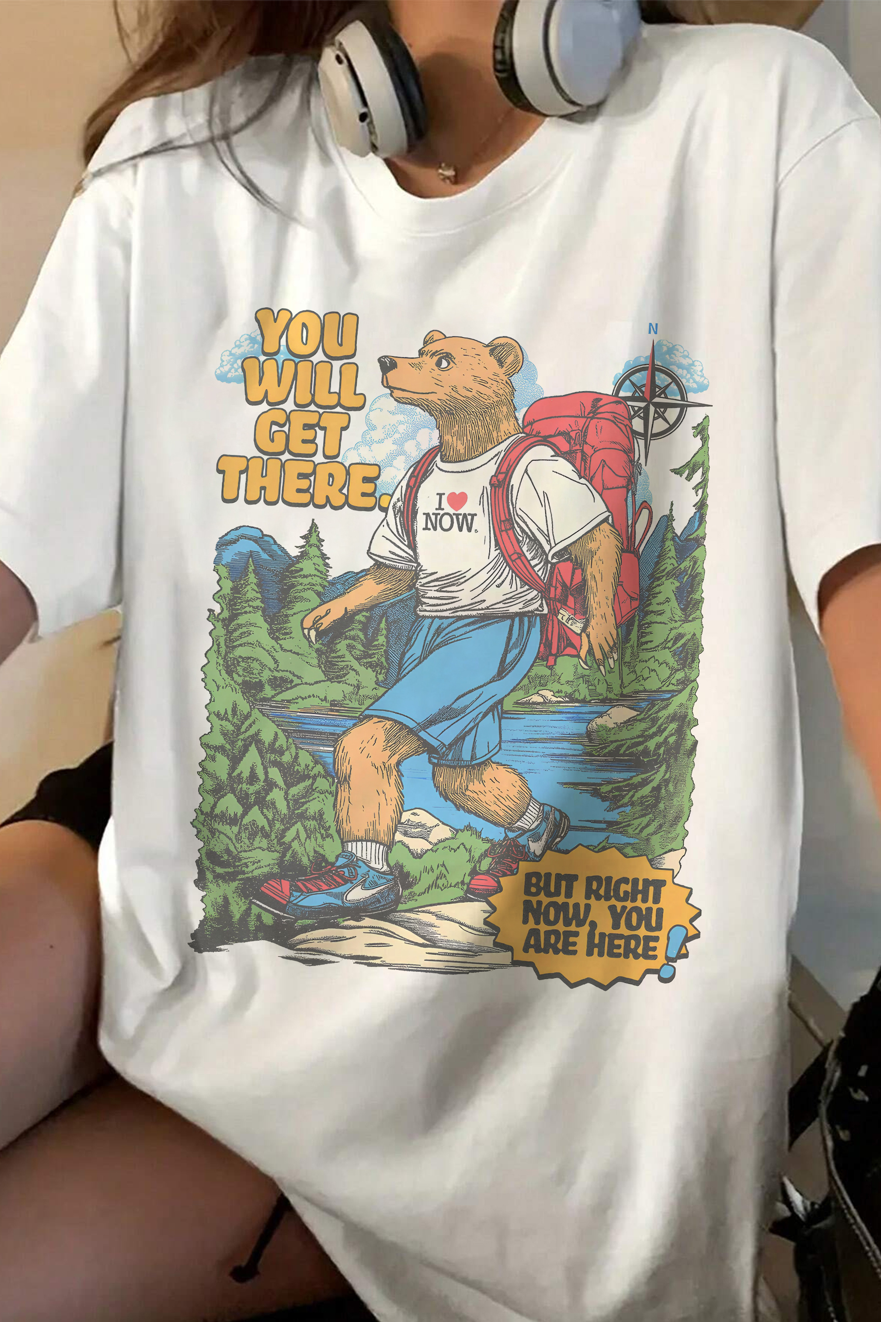 Cartoon climbing bear Tee For Women