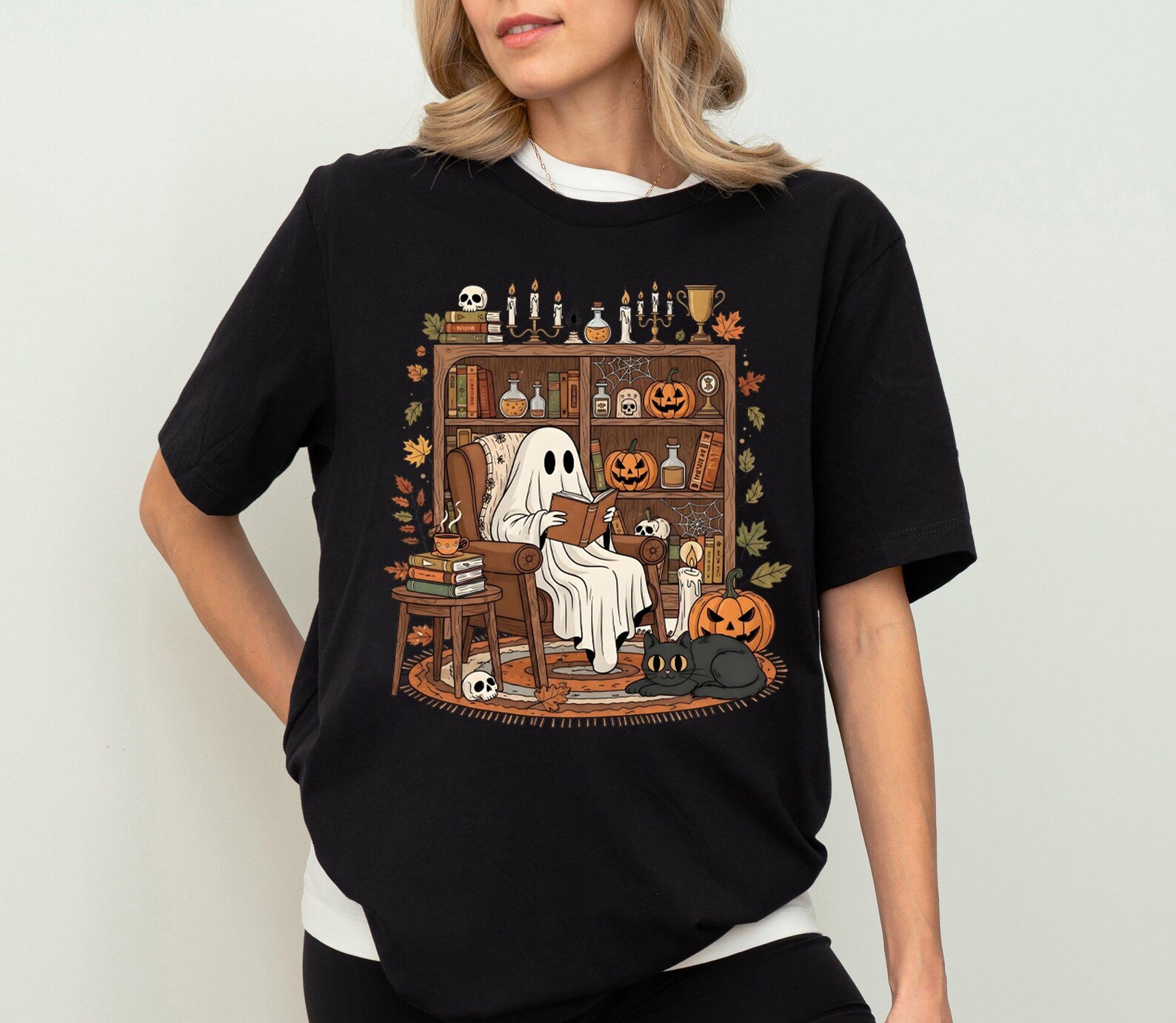 Cozy Ghost Reading T-Shirt: Halloween Library Bookshelf Tee