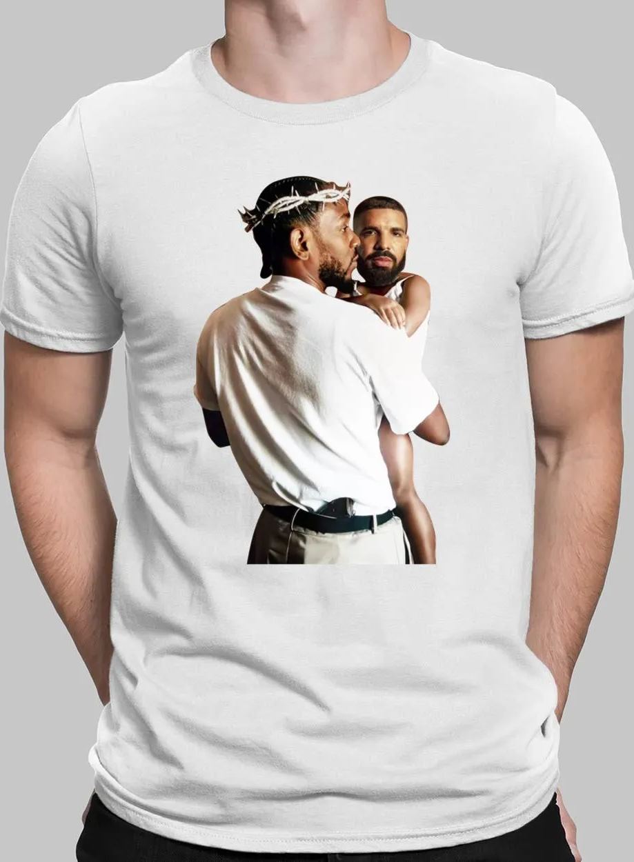 Kendrick Lamar Holding Baby Drake  – Men Shirt