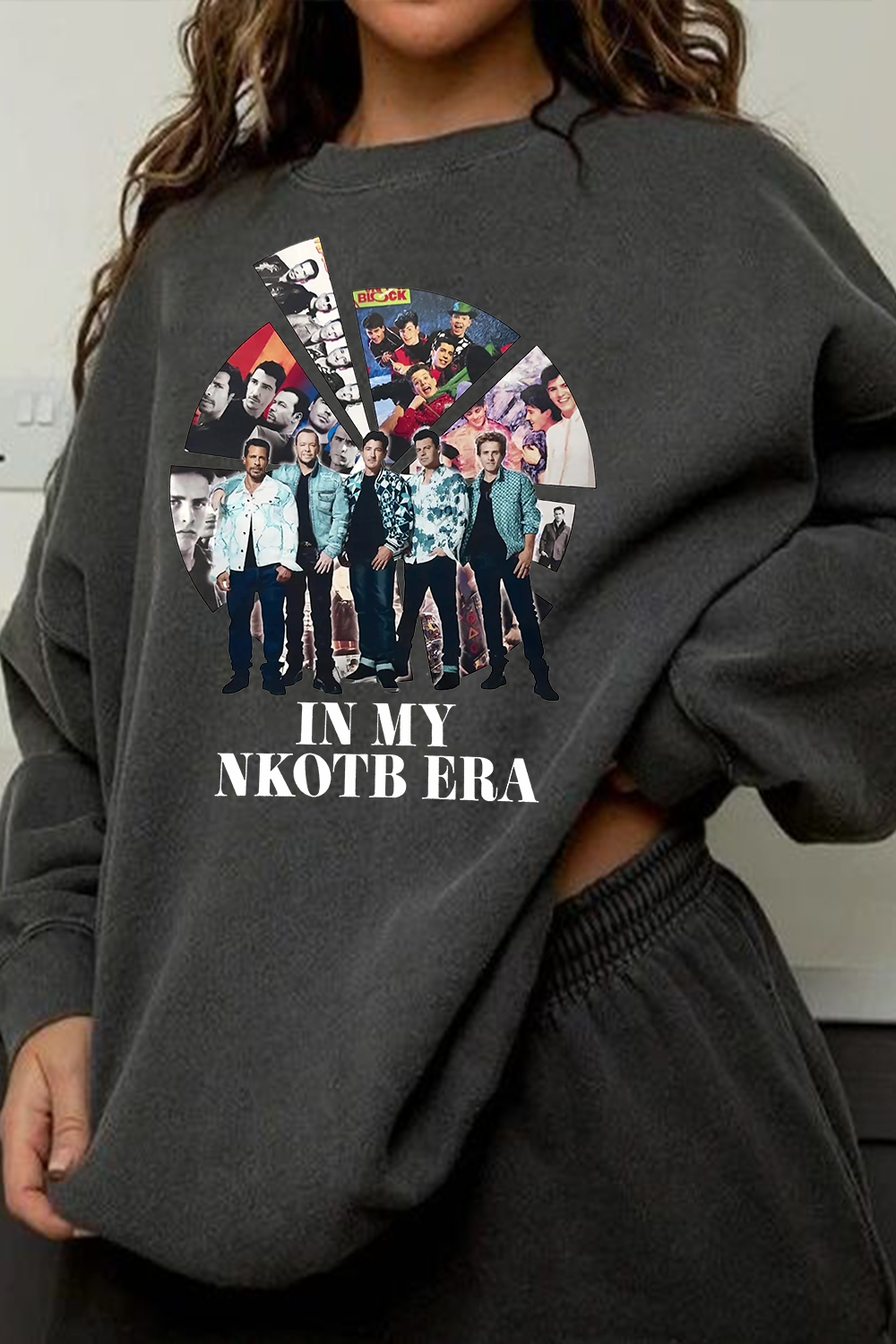 IN MY NKOTB ERA long-sleeved crew neck sweatshirt