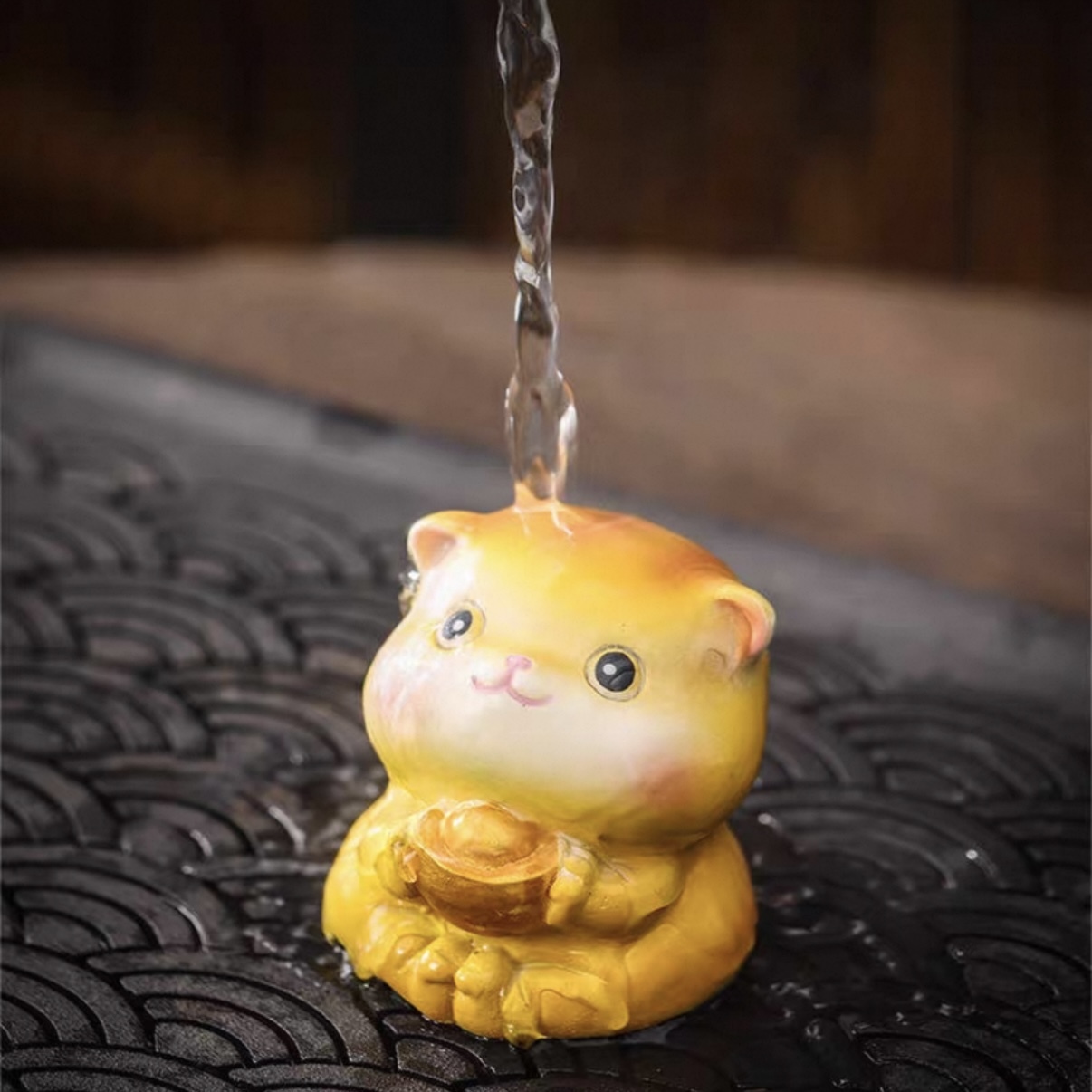 brut tea Color Changing Cute Cat Tea Pet with Gold Tael