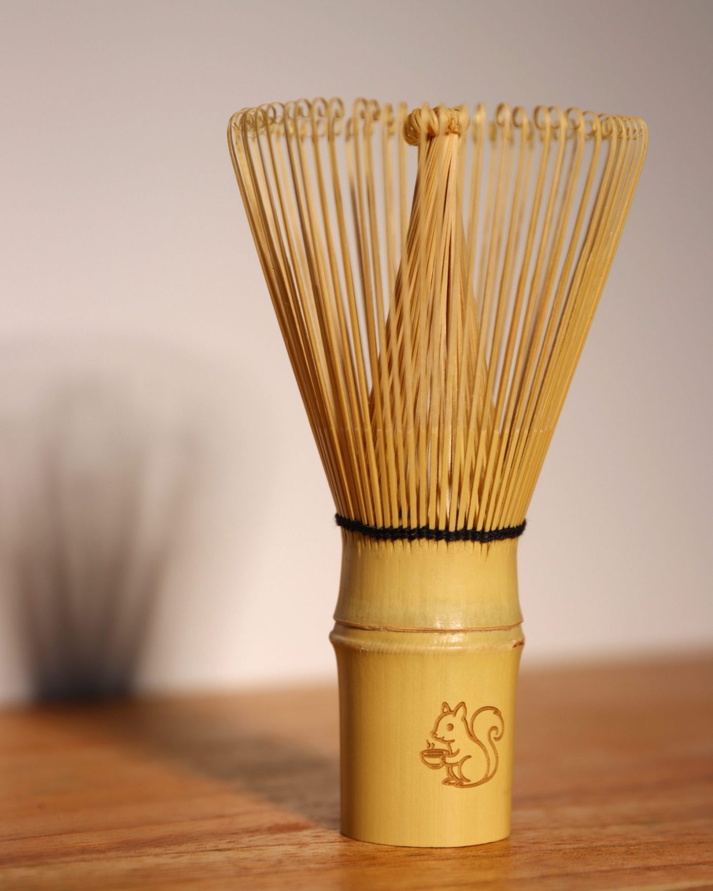 "Kazuho" White Bamboo Matcha Whisk