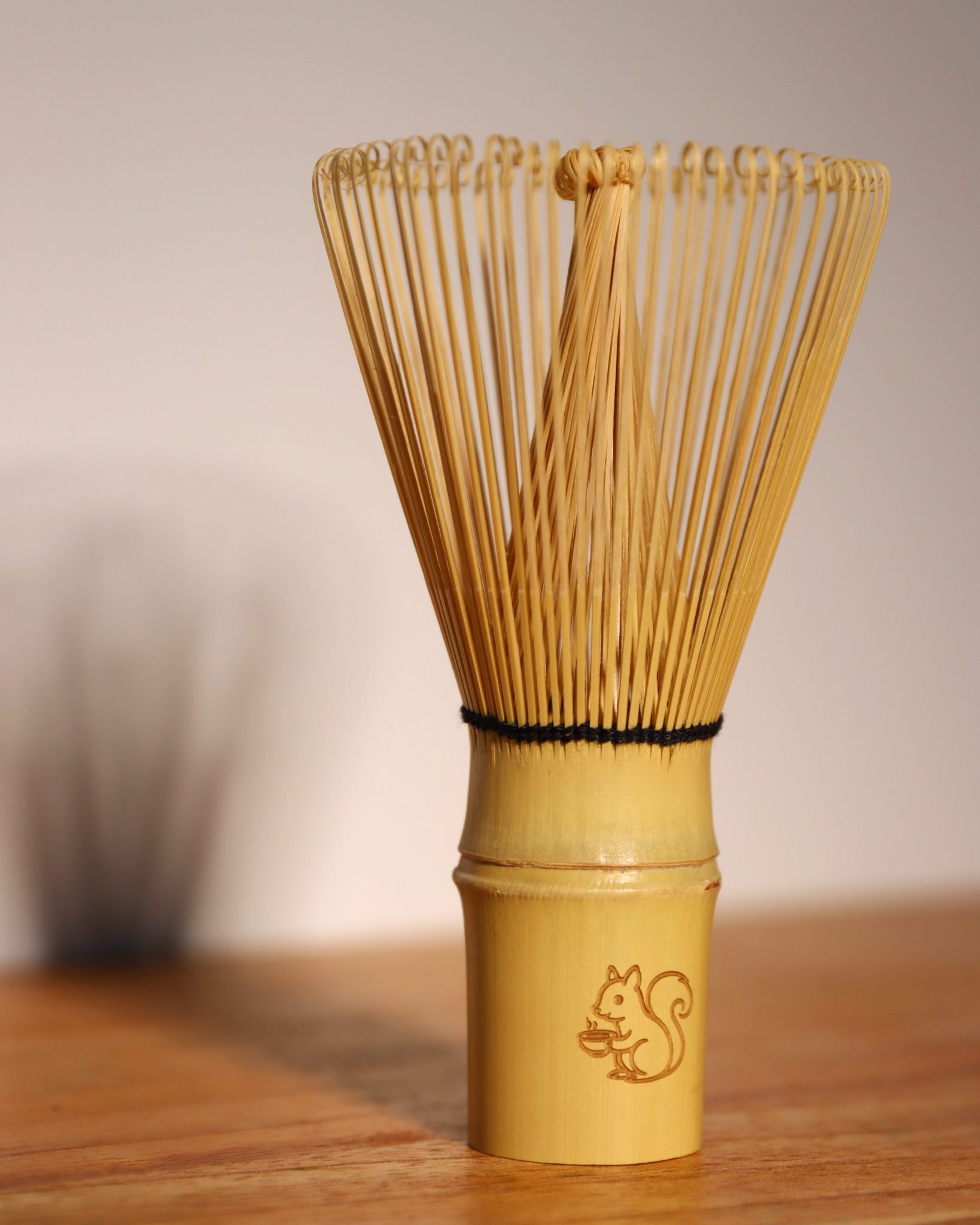 "Kazuho" White Bamboo Matcha Whisk