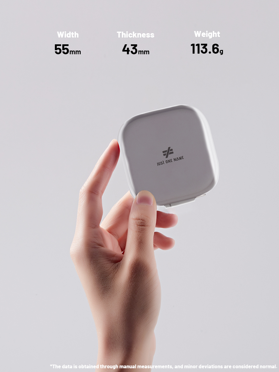 All-in-one Foldable Charger | With a Retractable Cable