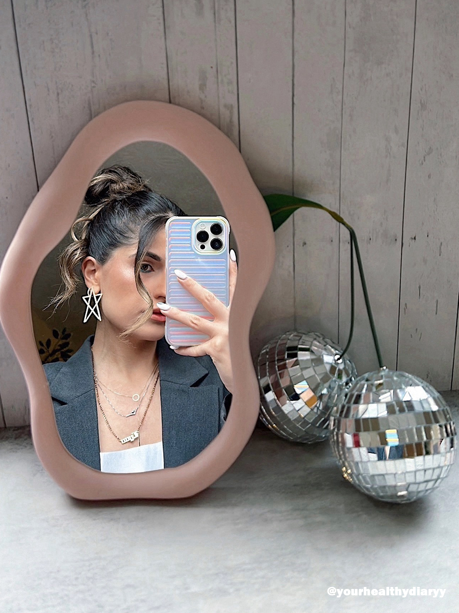 JUST ONE NAME-Social Media-The Explorer Case-Silvery 1