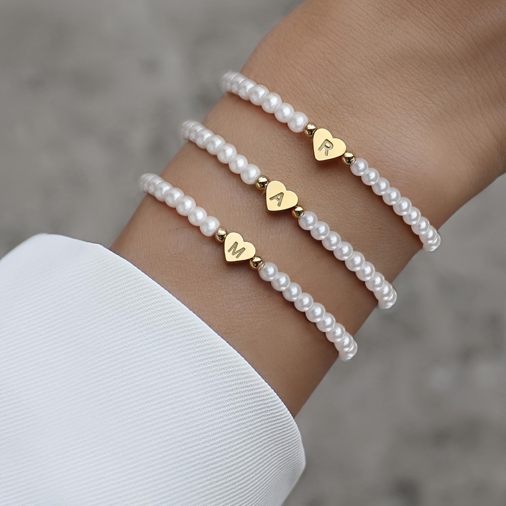 🎁 50% sleva na všechny produkty ! 💖 Klasický perlový náramek ve tvaru srdce A-Z ✨