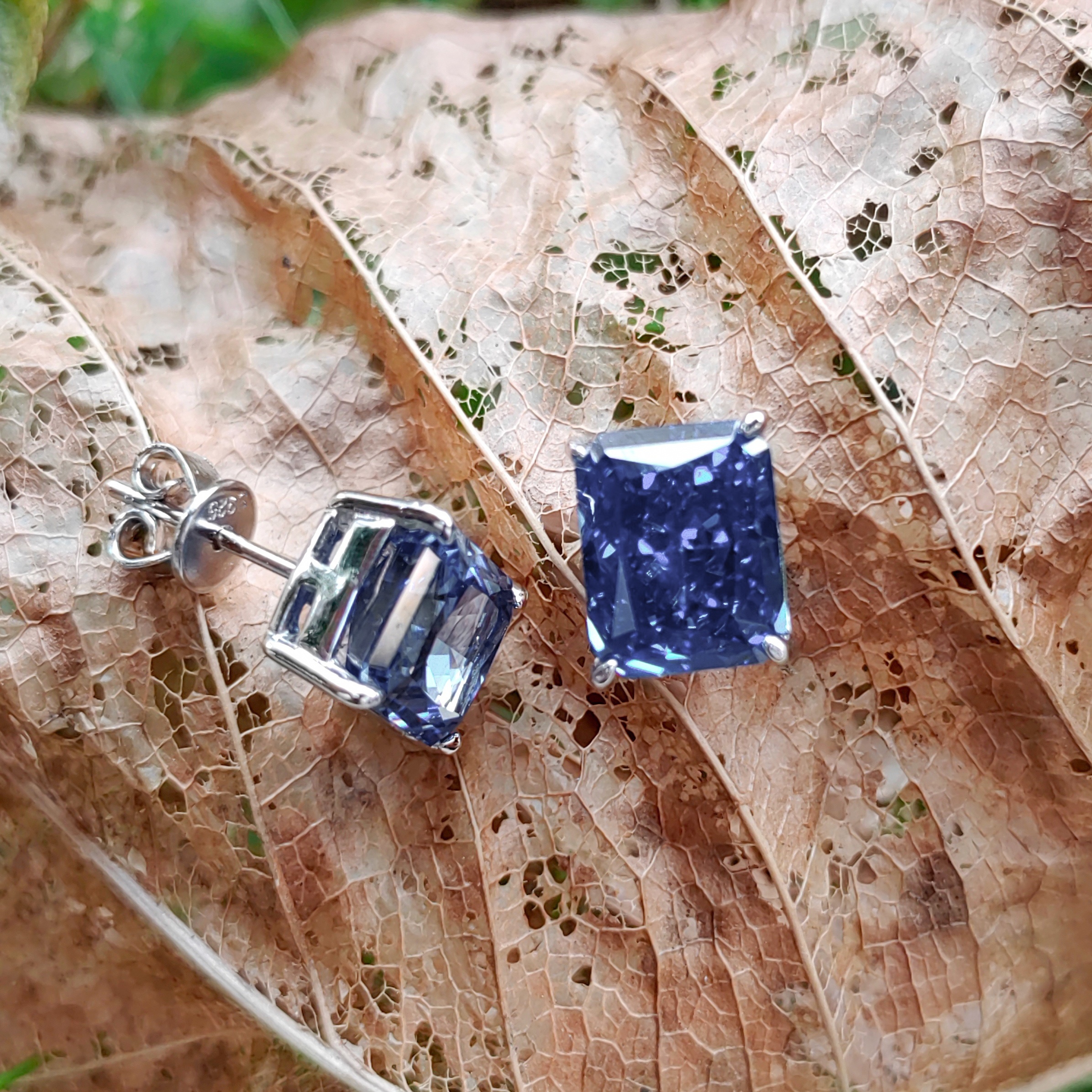 🎁 50% sleva na všechny produkty !💙7ct hluboké tanzanitové modré obdélníkové náušnice z ledu řezané náušnice💎