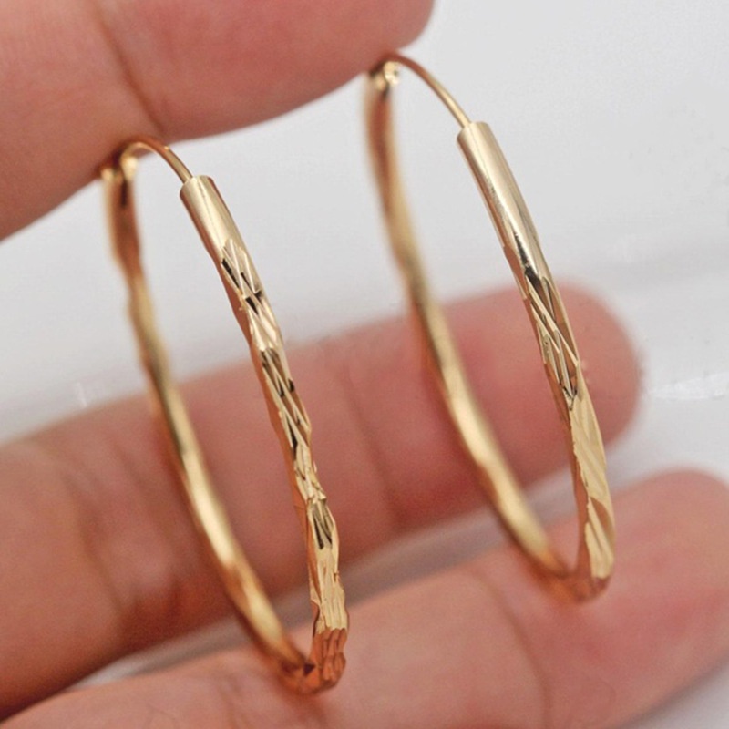 🎁 50% sleva na všechny produkty !💫Jednoduché kruhové náušnice z 18K zlata✨