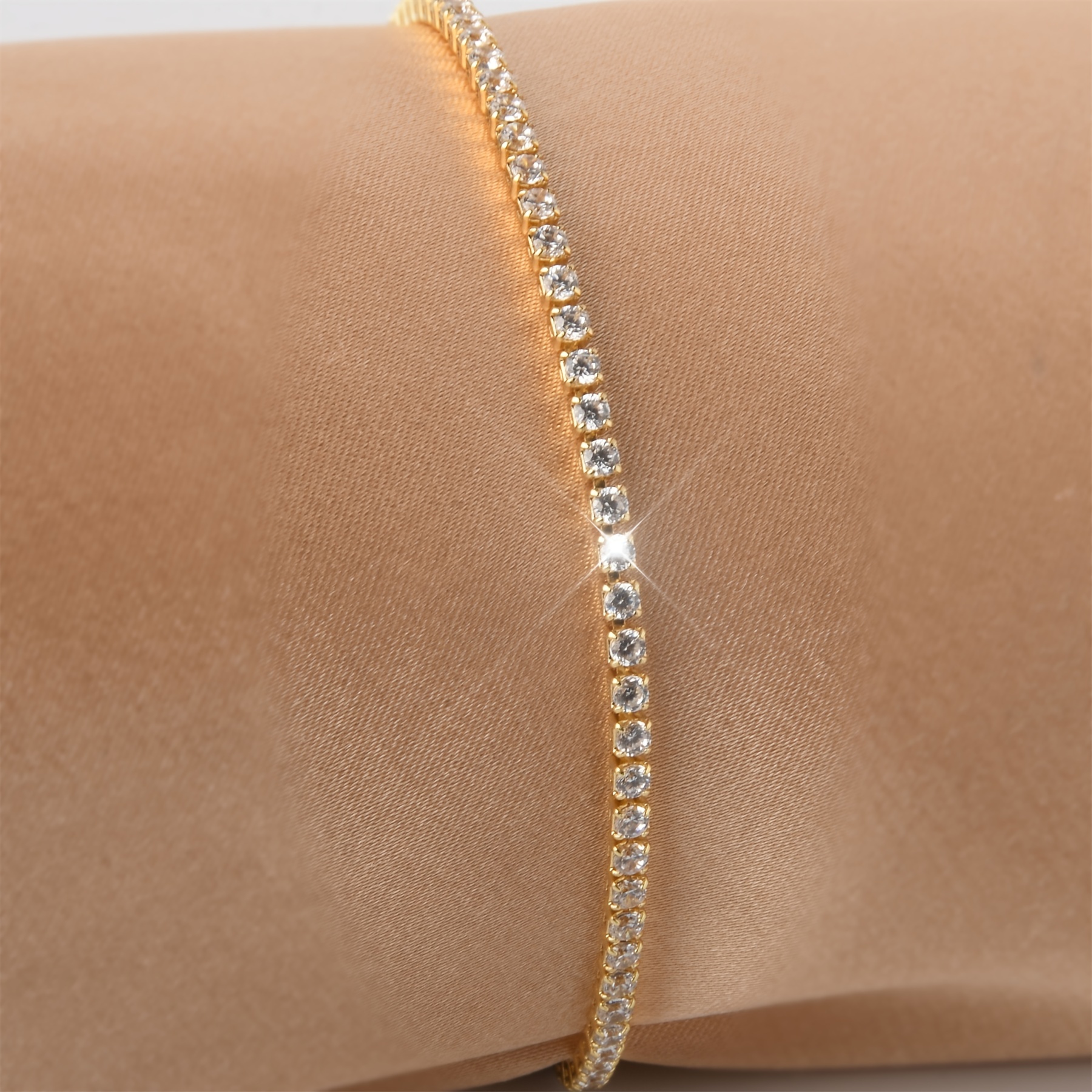 🎁 50% sleva na všechny produkty !💎Nastavitelný třpytivý náramek z 18K zlata osazený třpytivými diamanty✨