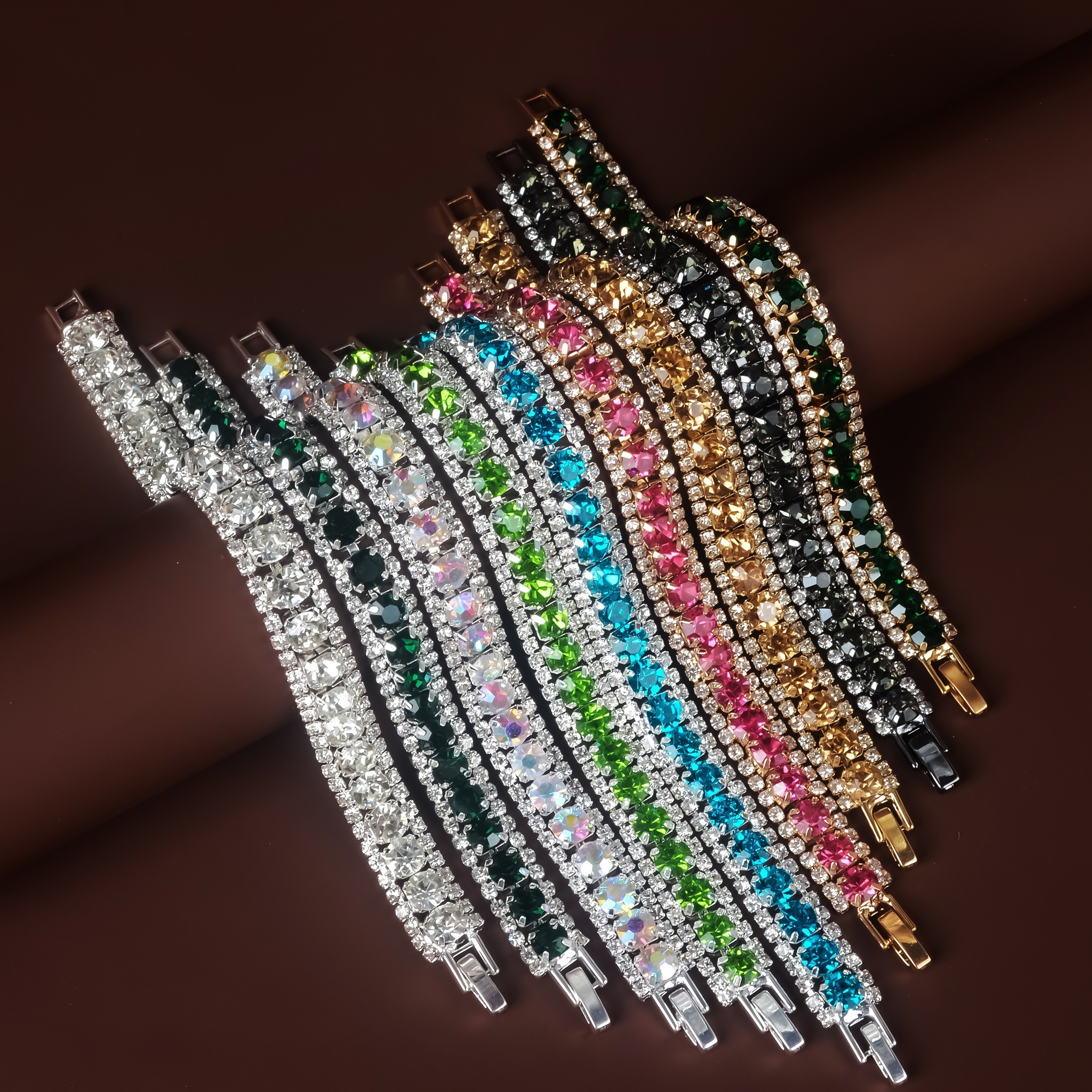 🎁 50% sleva na všechny produkty !💖Klasický všestranný náramek z drahých kamenů, luxusní a personalizovaný design💎
