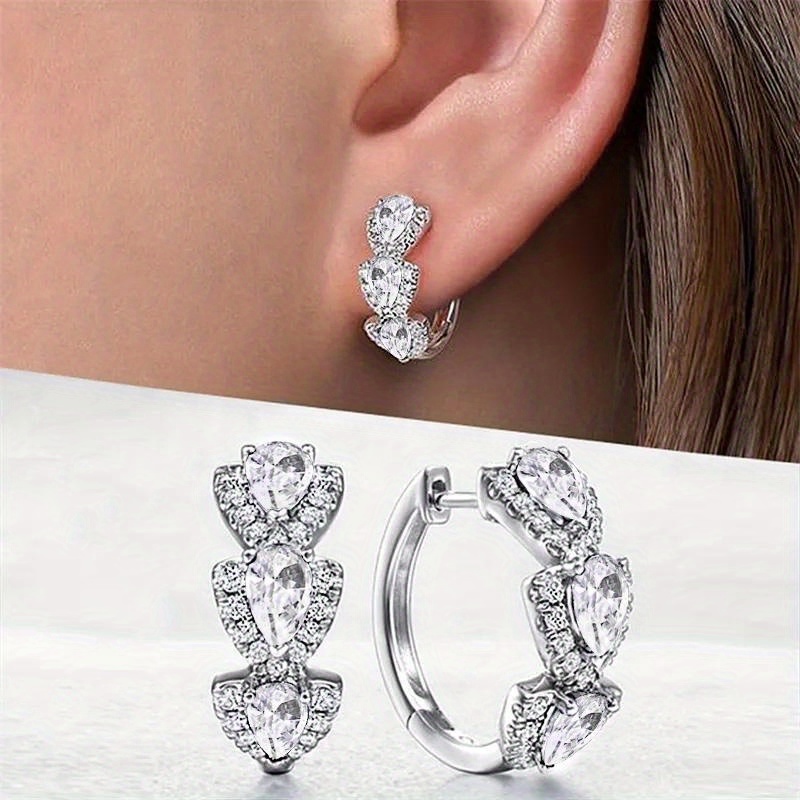 🎁 50% sleva na všechny produkty !💎 Lesklé elegantní jednoduché náušnice z drahokamů ve tvaru kapky vody✨