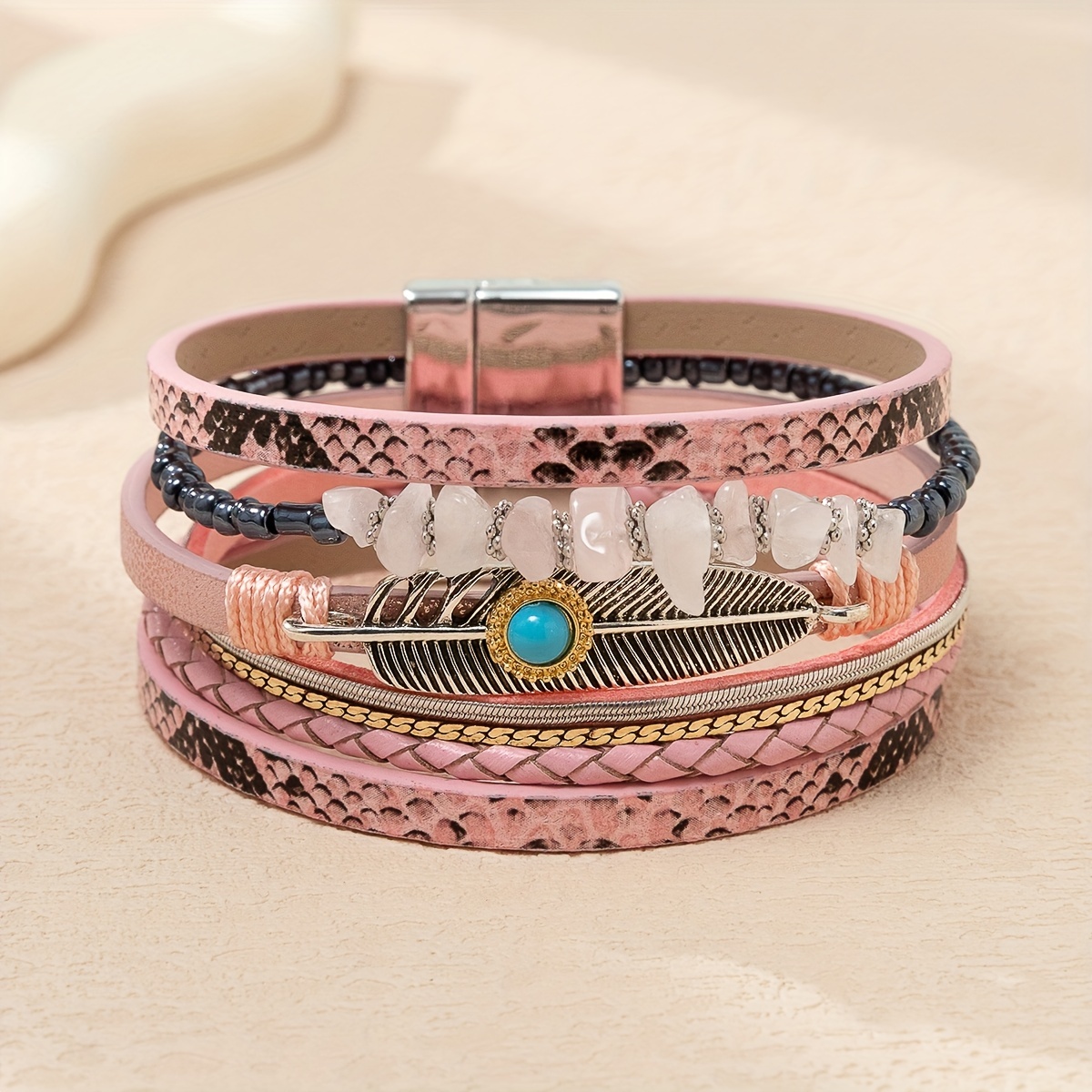 🎁 50% sleva na všechny produkty !🌟Vícevrstvý náramek z kůže s magnetickým zapínáním Český zavinovací náramek Vintage Style Ruční ozdoby Vzor hadí kůže💫