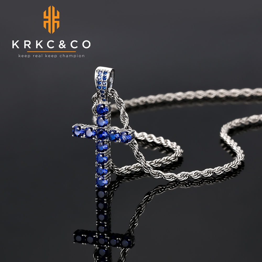 🎁 50% sleva na všechny produkty !🌙Náhrdelník s přívěškem ve 14karátovém zlatě s křížem💫