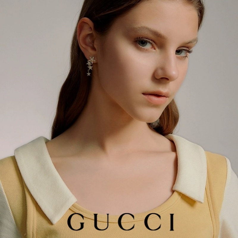 Reducere mare de preț💎 Cercei Gucci cu diamante stea Hepburn din aur de 18k