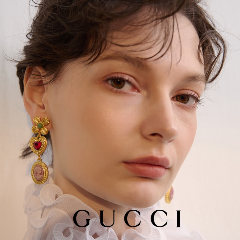 Cercei eleganti de seara Gucci din aur de 18k
